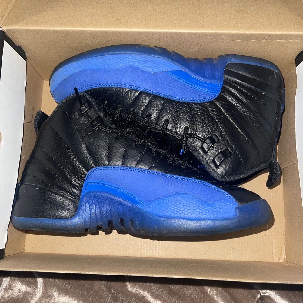 Jordan 12s great condition few marks but not bad